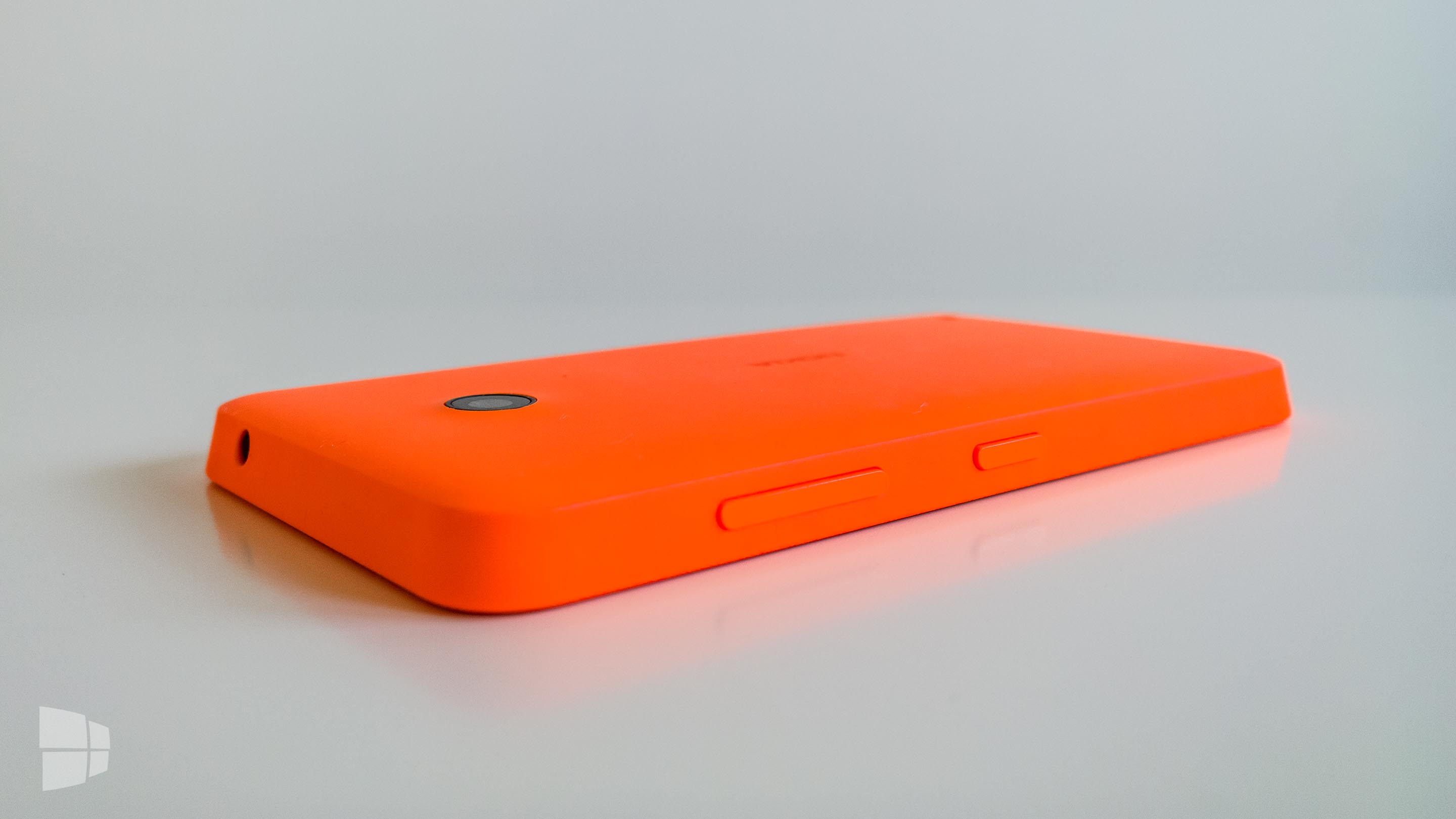 Nokia Lumia 630 Back
