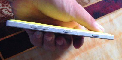 Nokia Lumia 830 Yellow (3)