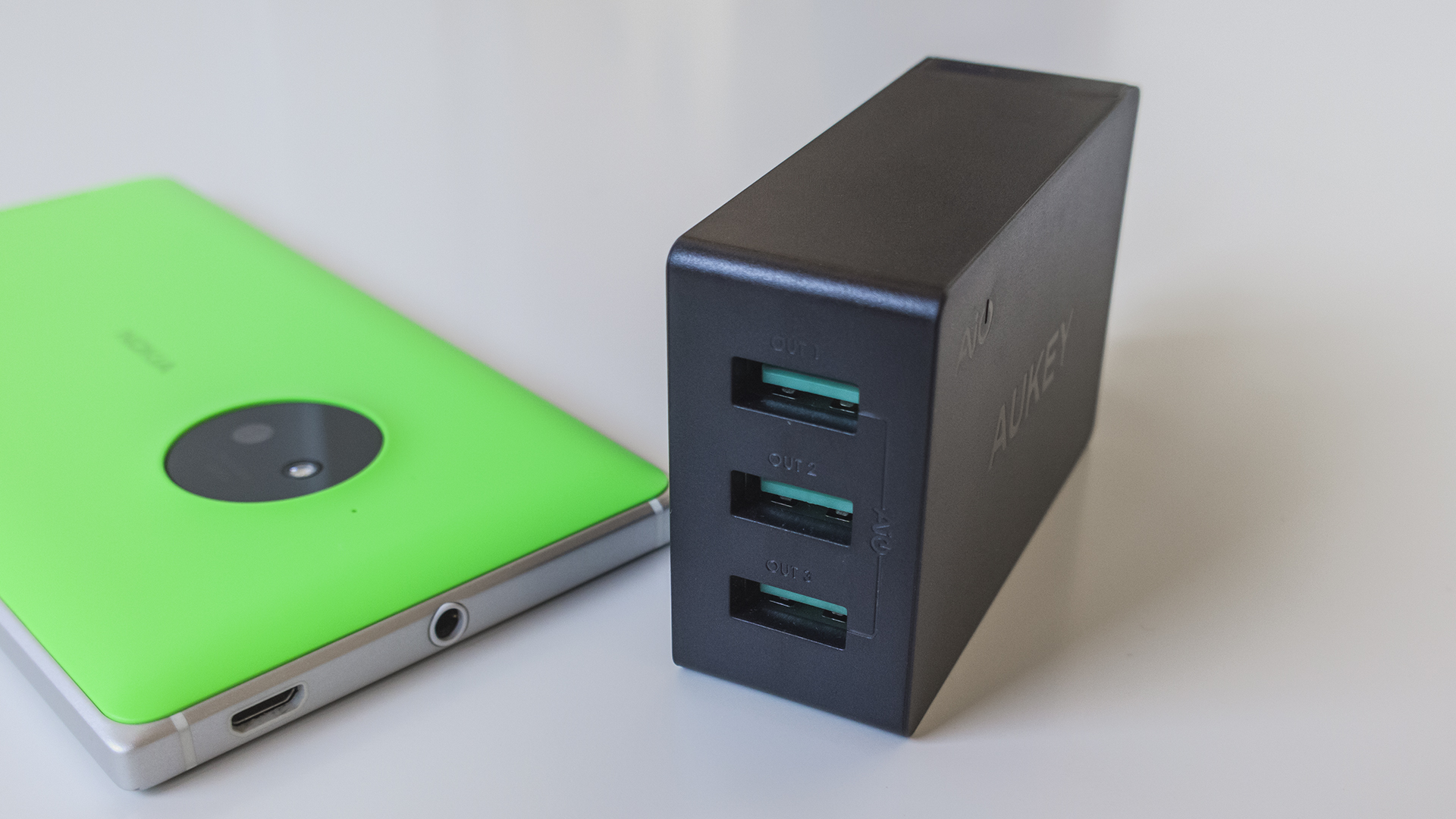 Aukey 3 ports USB AC Wall Charger (1)
