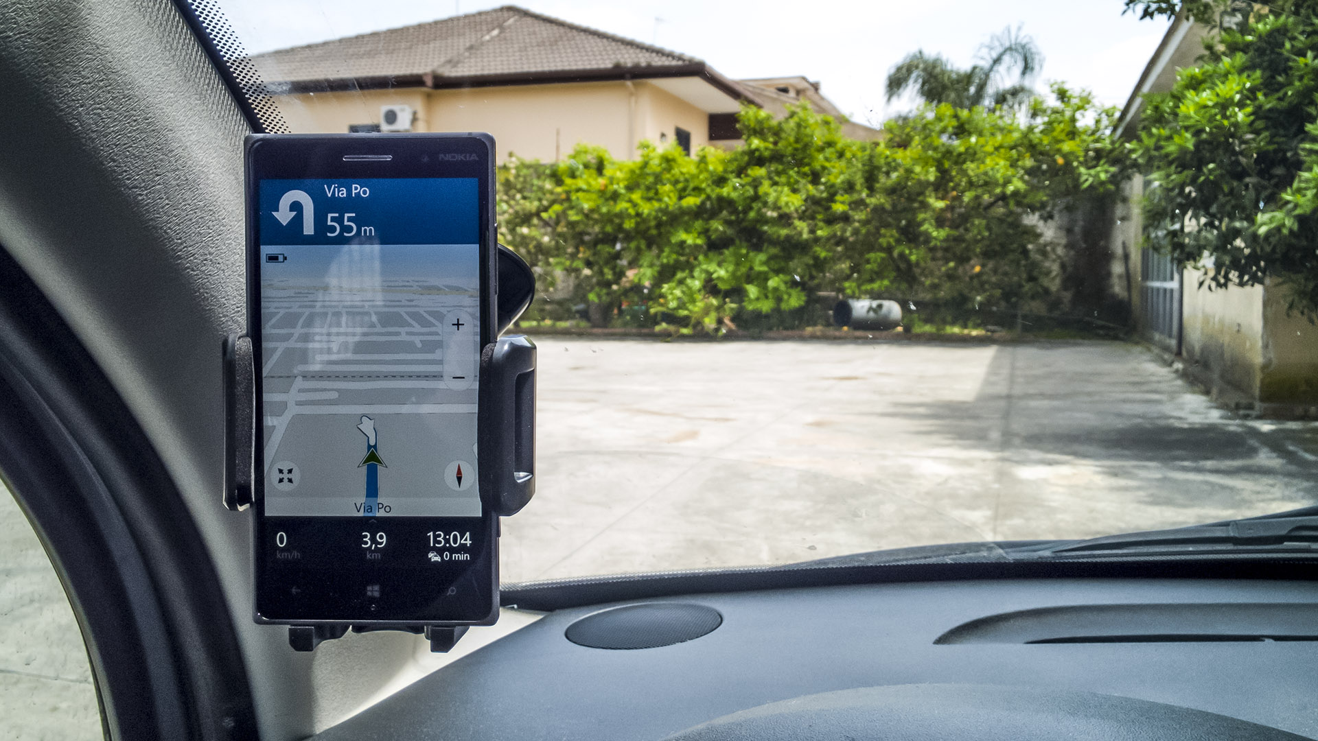 Aukey Supporto Auto (3)