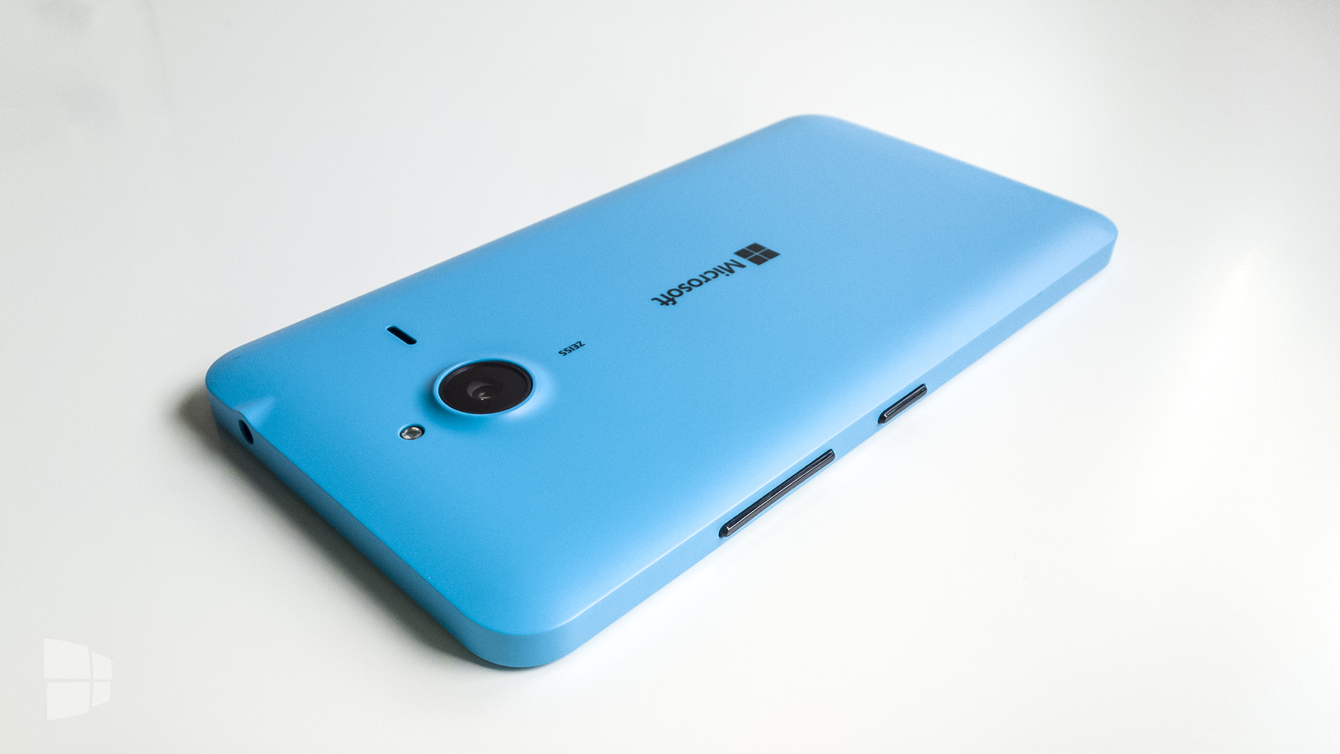 Microsoft Lumia 640 XL (2)