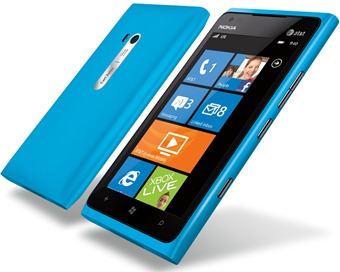 Nokia-Lumia-900-01 Nokia-Lumia-900-01