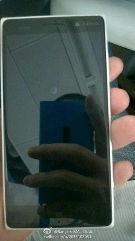 Nokia Lumia 830 (1)