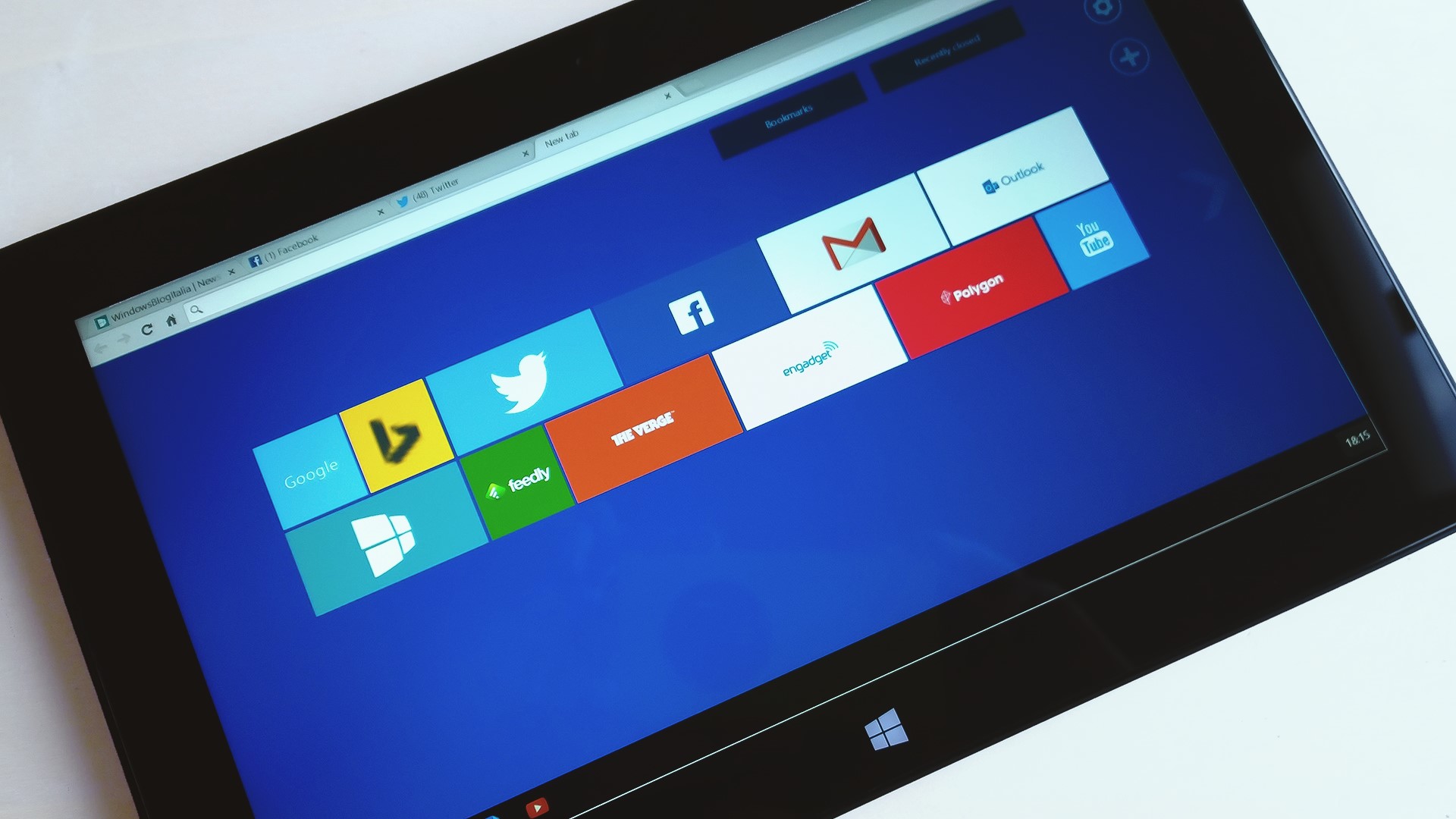 Chrome Tile Windows