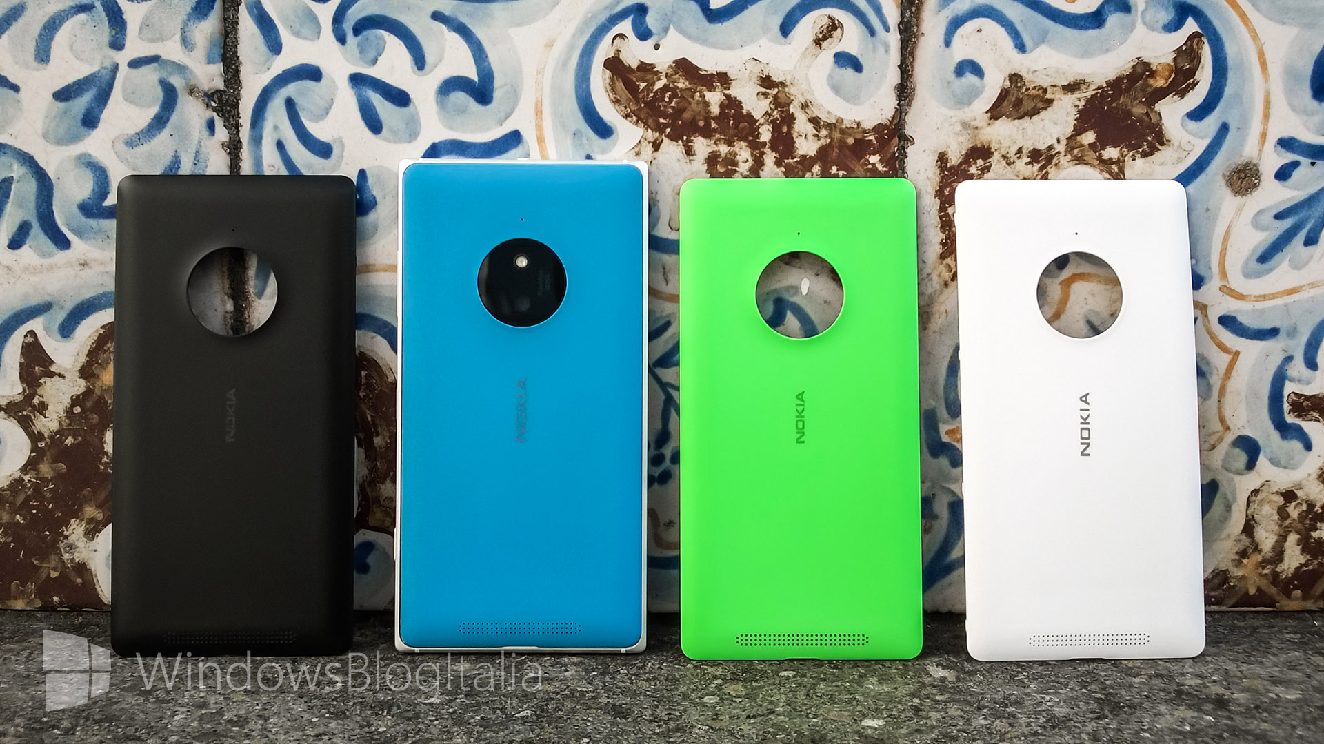 Lumia 830 Cyan Ciano (3)