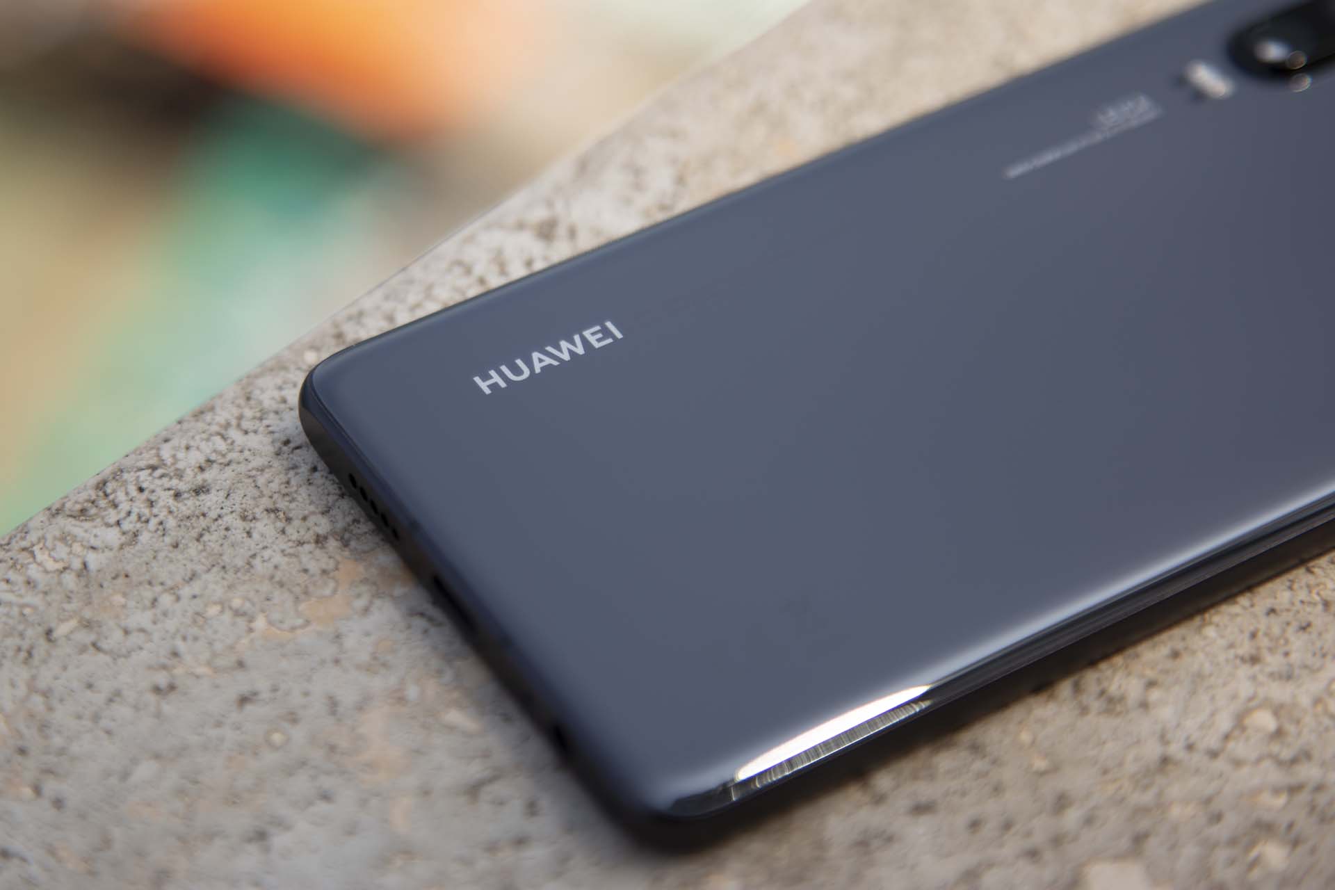 Parte inferiore retro Huawei P30