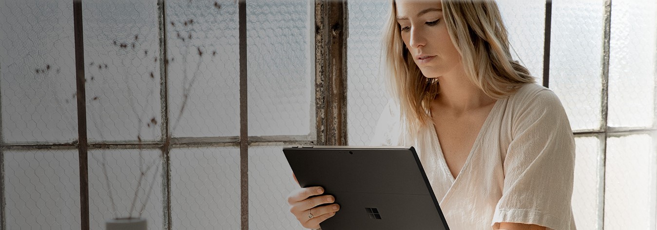 Microsoft Surface offerta promozione Sky