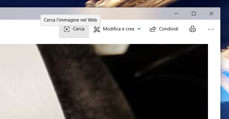 Microsoft Foto per Windows 10 icona cerca immagine su Bing