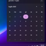 Windows 11 Build 22000.51 - Barra delle applicazioni - Calendario ridimensionabile